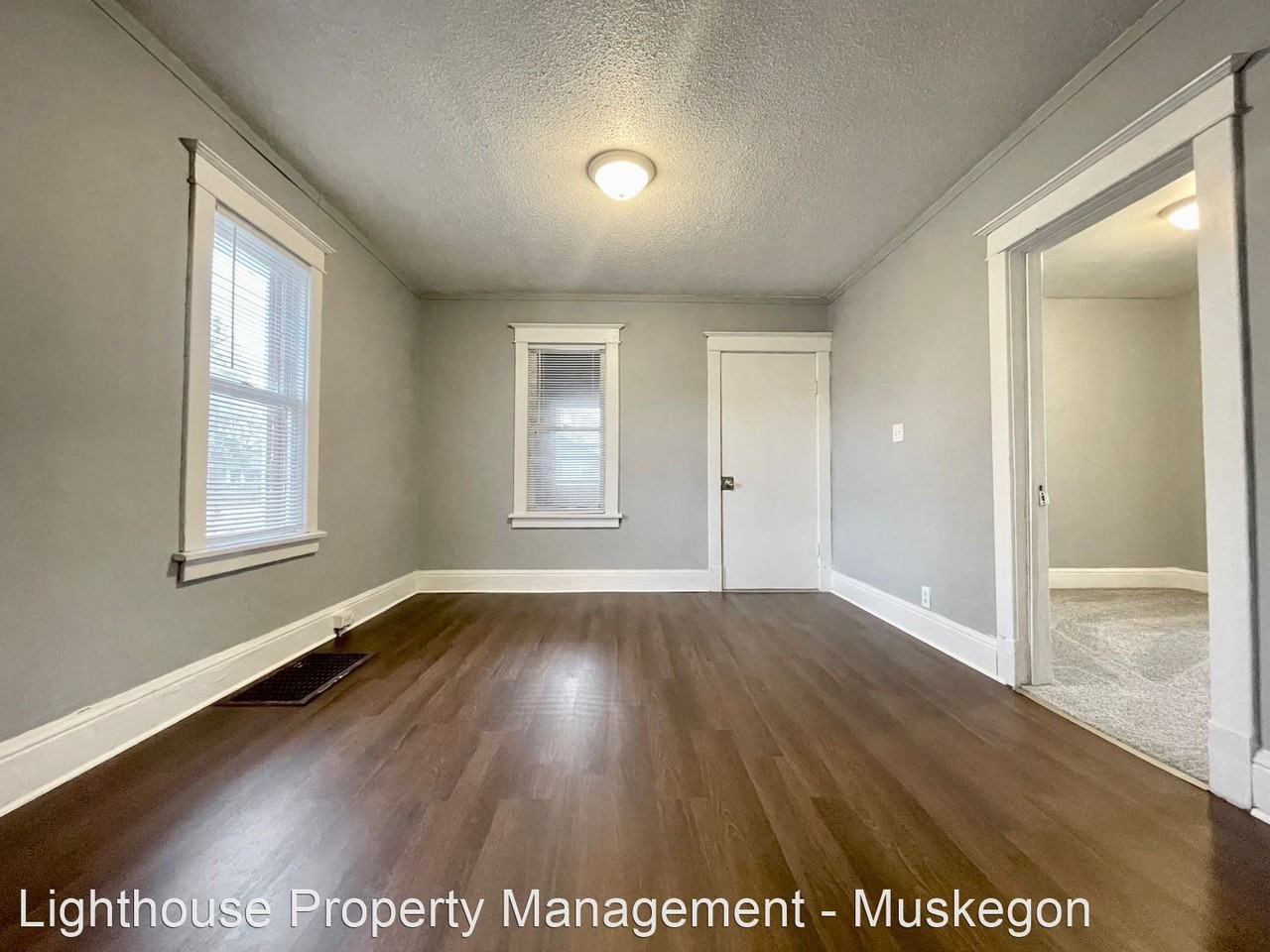853 E Dale Ave - Photo 3 of 11