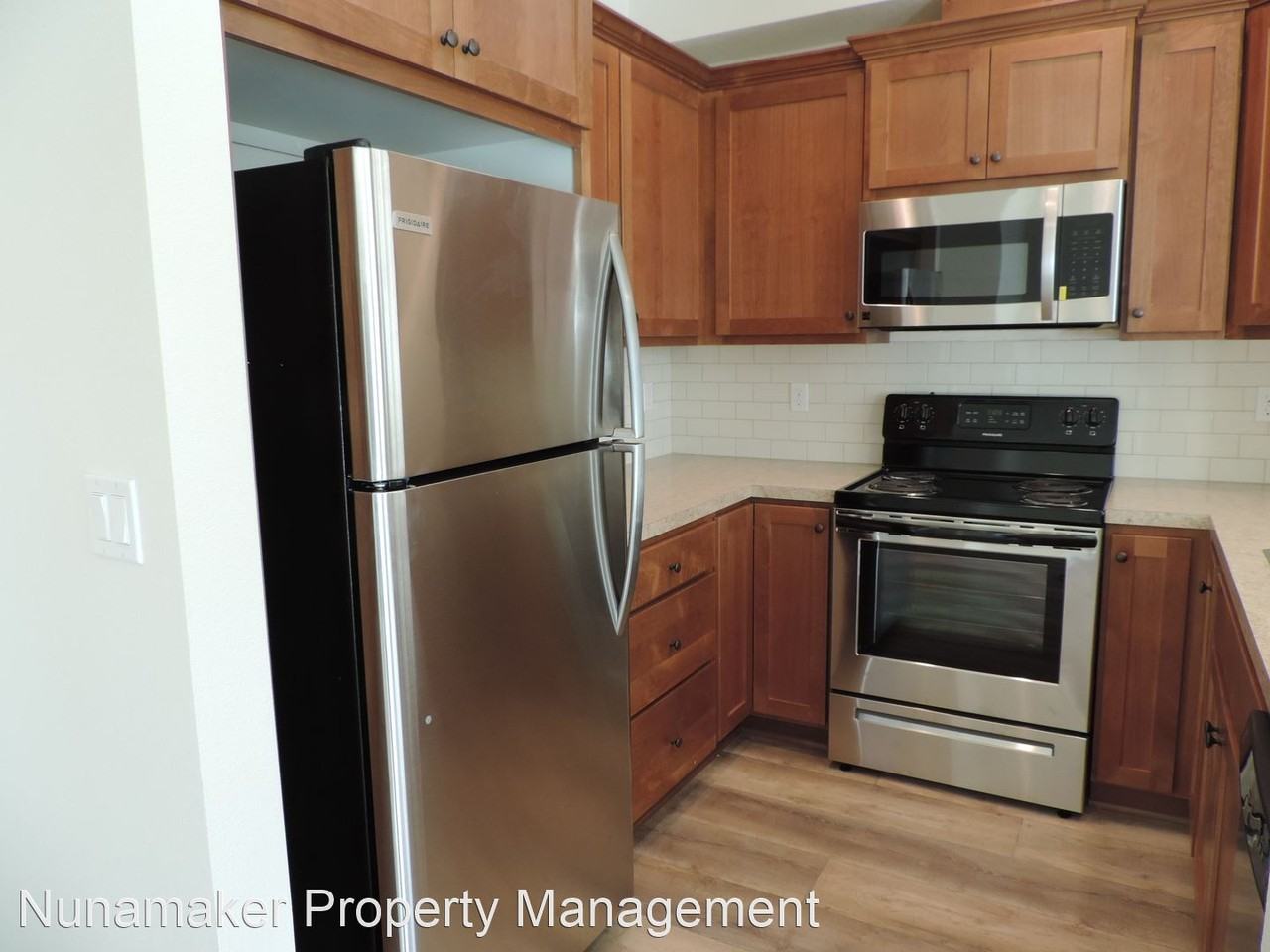 1815-1817 B Street - Photo 3 of 10