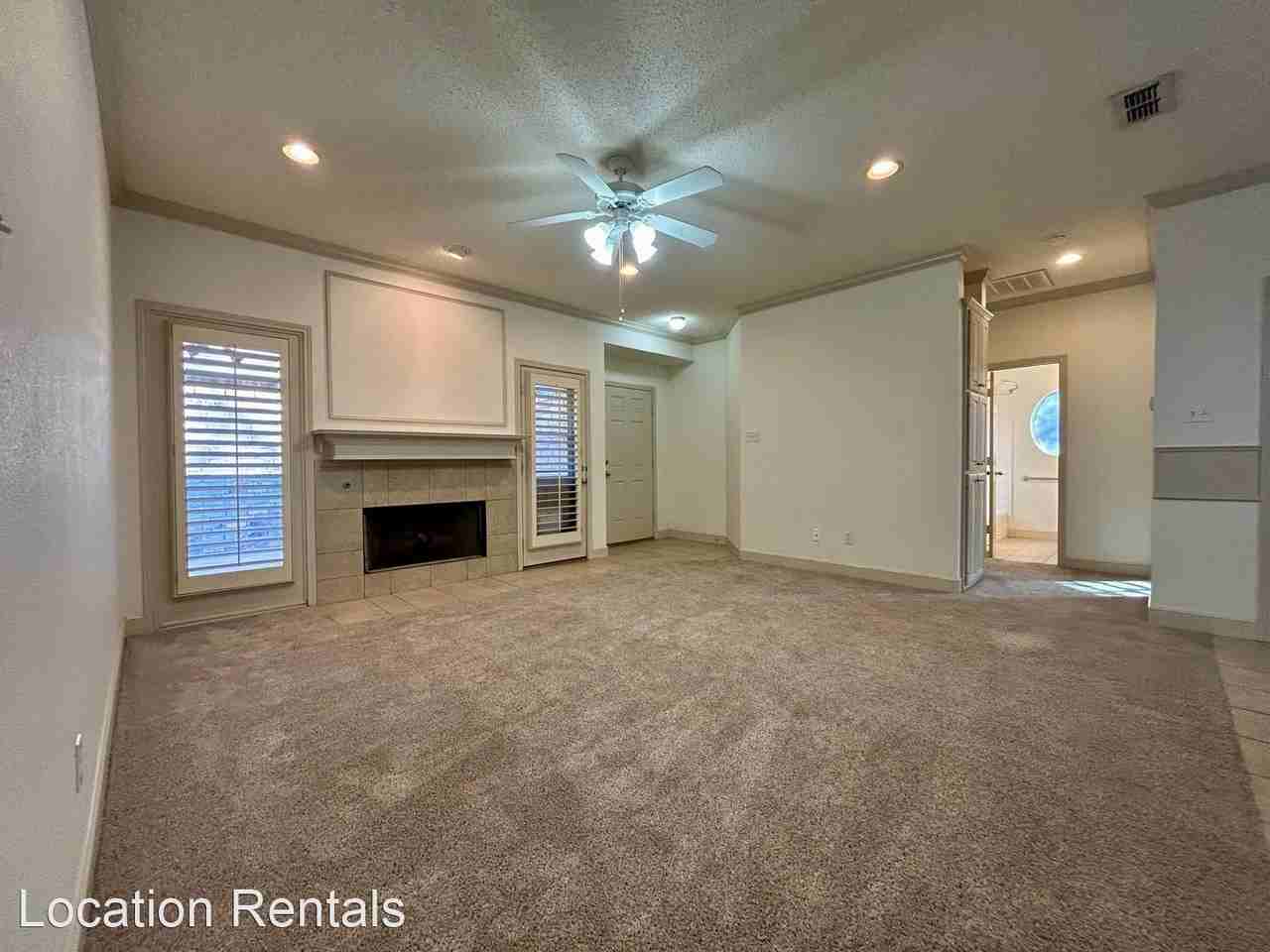 3518 104th St - Photo 3 of 13