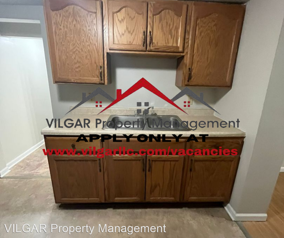 1438 W 19th Ave. - Photo 3 of 16