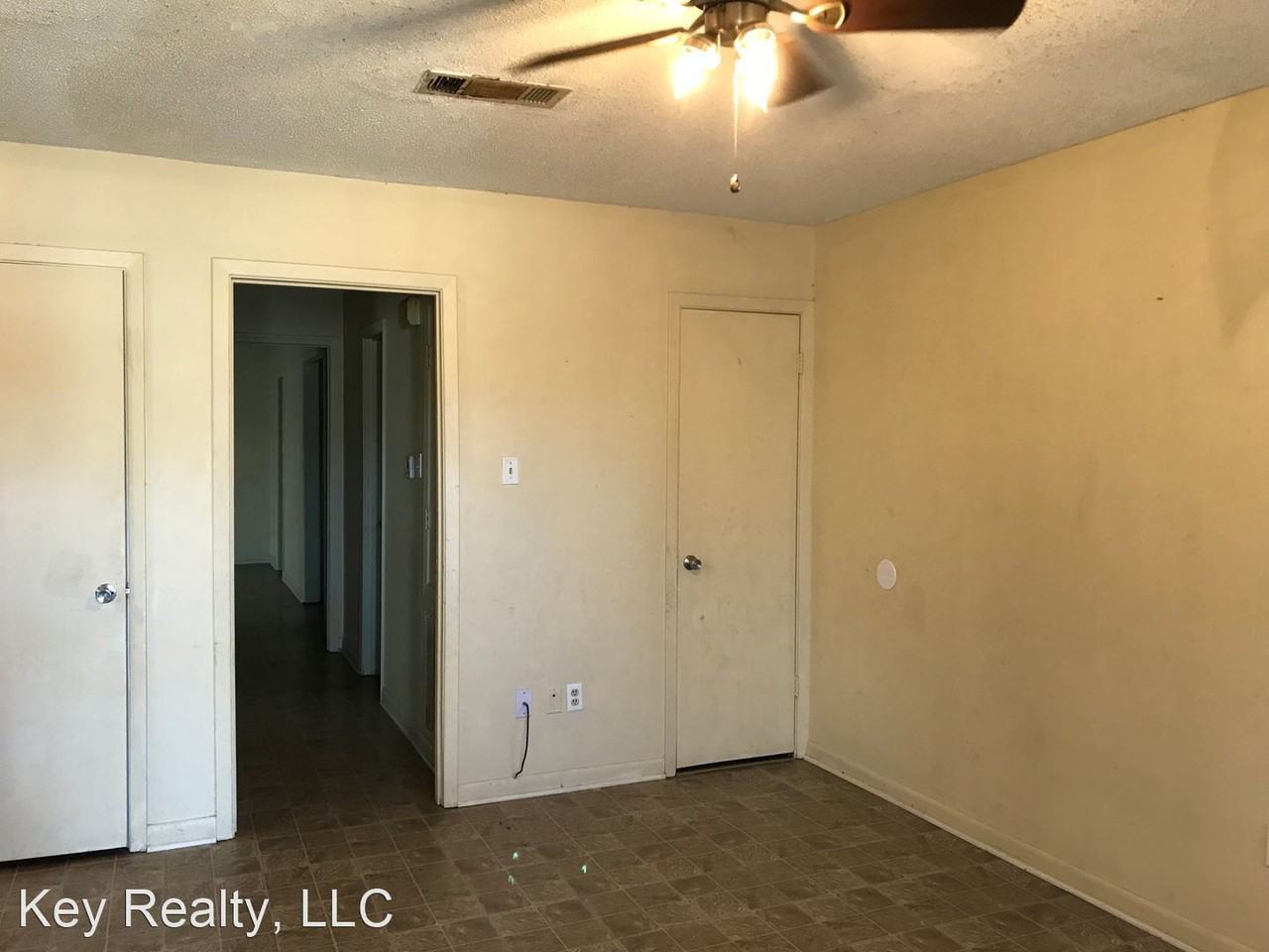 5405A Laccasine Dr - Photo 2 of 5