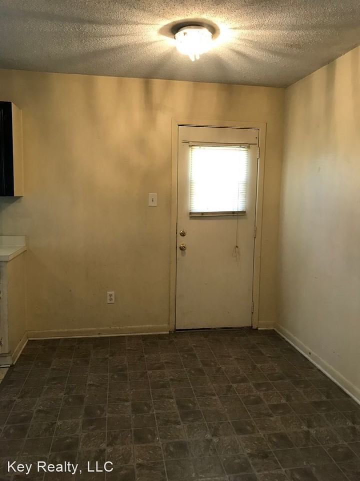 5405A Laccasine Dr - Photo 3 of 5