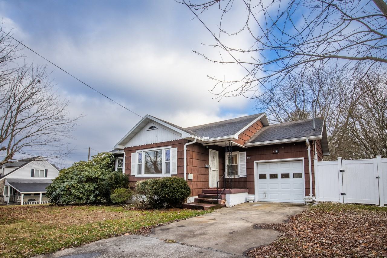 610 Russell St #1 - Photo 2 of 50