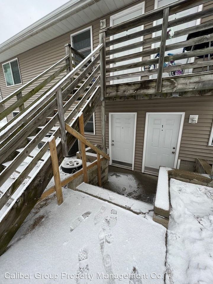 1261 Black Hawk Rd - Photo 2 of 8