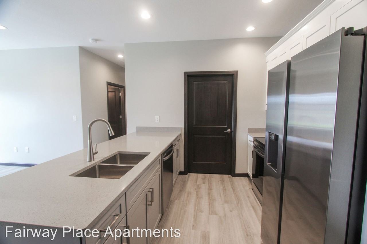 Fairway Place Apartments - Photo 2 of 33