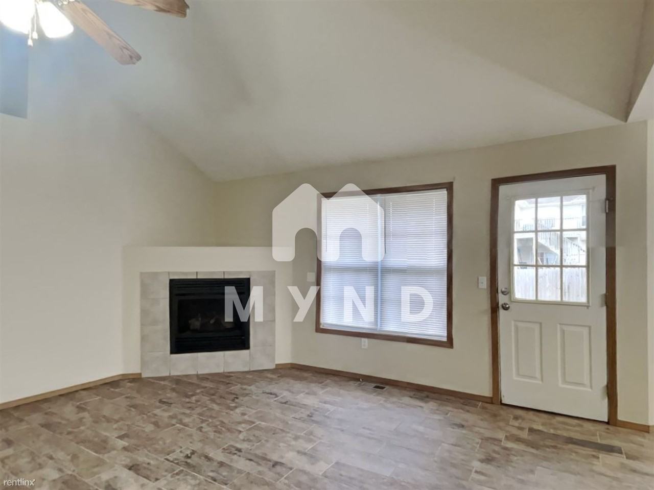 435 N Century Pl - Photo 3 of 23