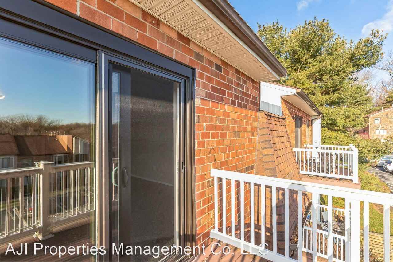 7025 Hilltop Dr - Photo 2 of 16