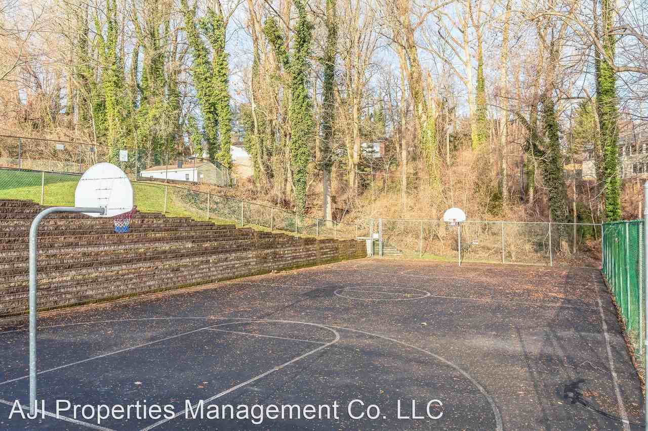 7025 Hilltop Dr - Photo 3 of 16