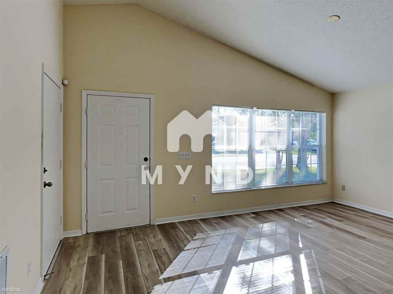 5443 Cedar Ln - Photo 3 of 25