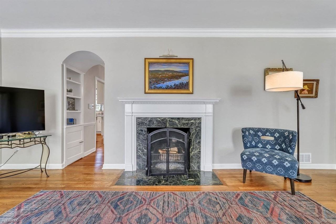 133 Washington Ave - Photo 3 of 38