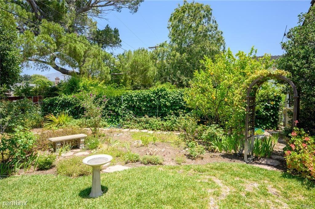 1281 Oak Circle Dr - Photo 2 of 12