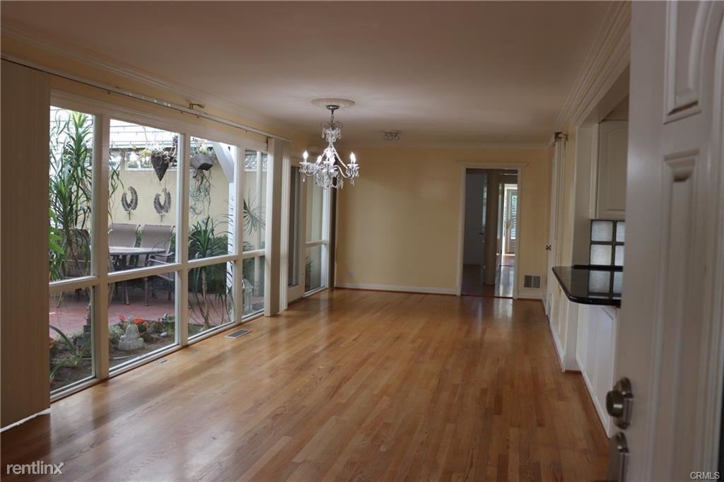 834 Delaware Rd - Photo 2 of 38
