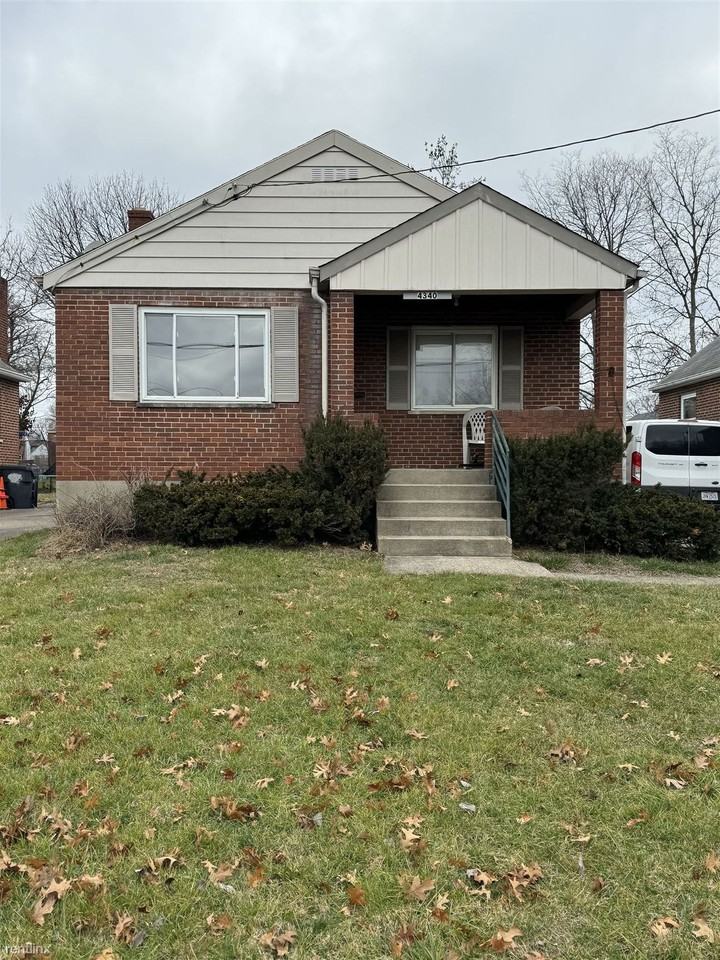 4340 Webster Ave - Photo 2 of 5