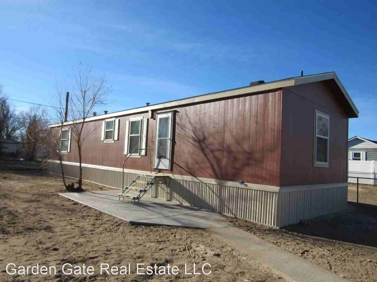 444 Midwest Ave - Photo 2 of 14