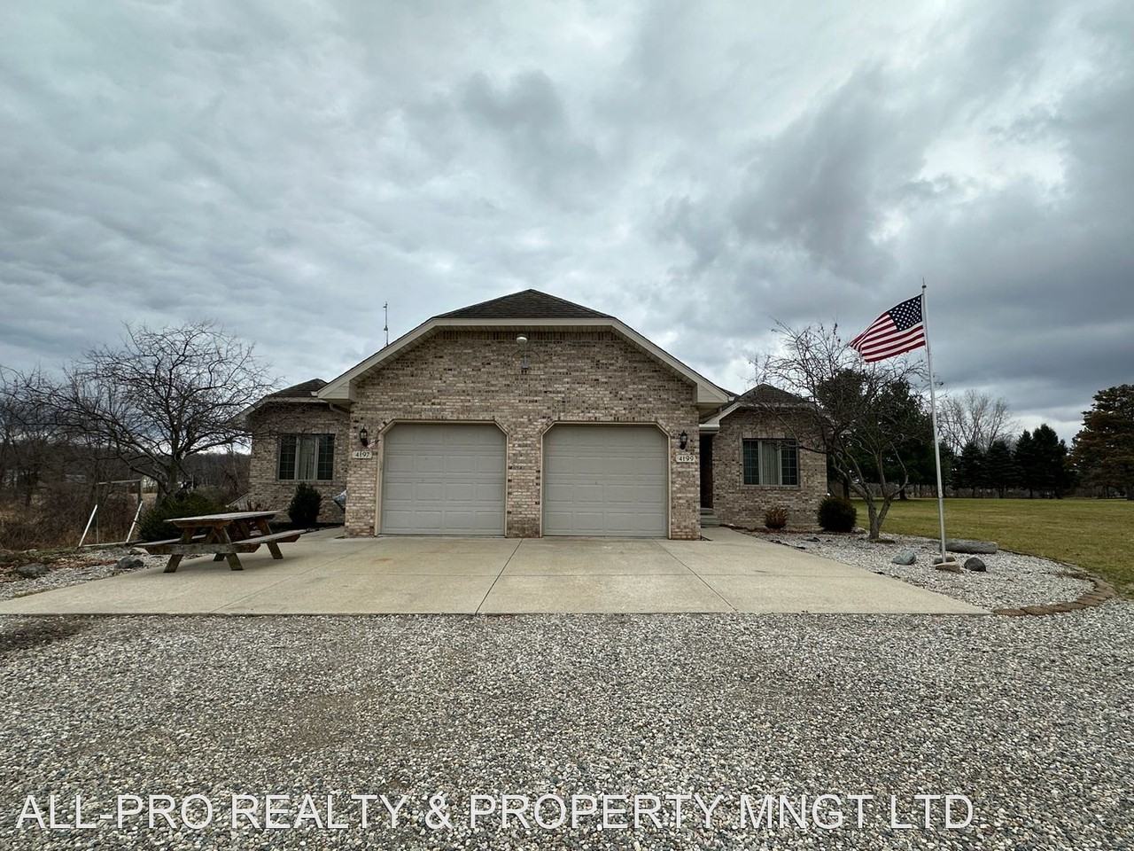 4197 & 4199 Brogan Rd - Photo 2 of 23