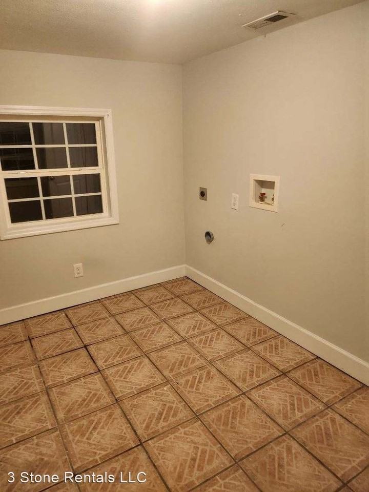 215 Second Ave - Photo 2 of 11