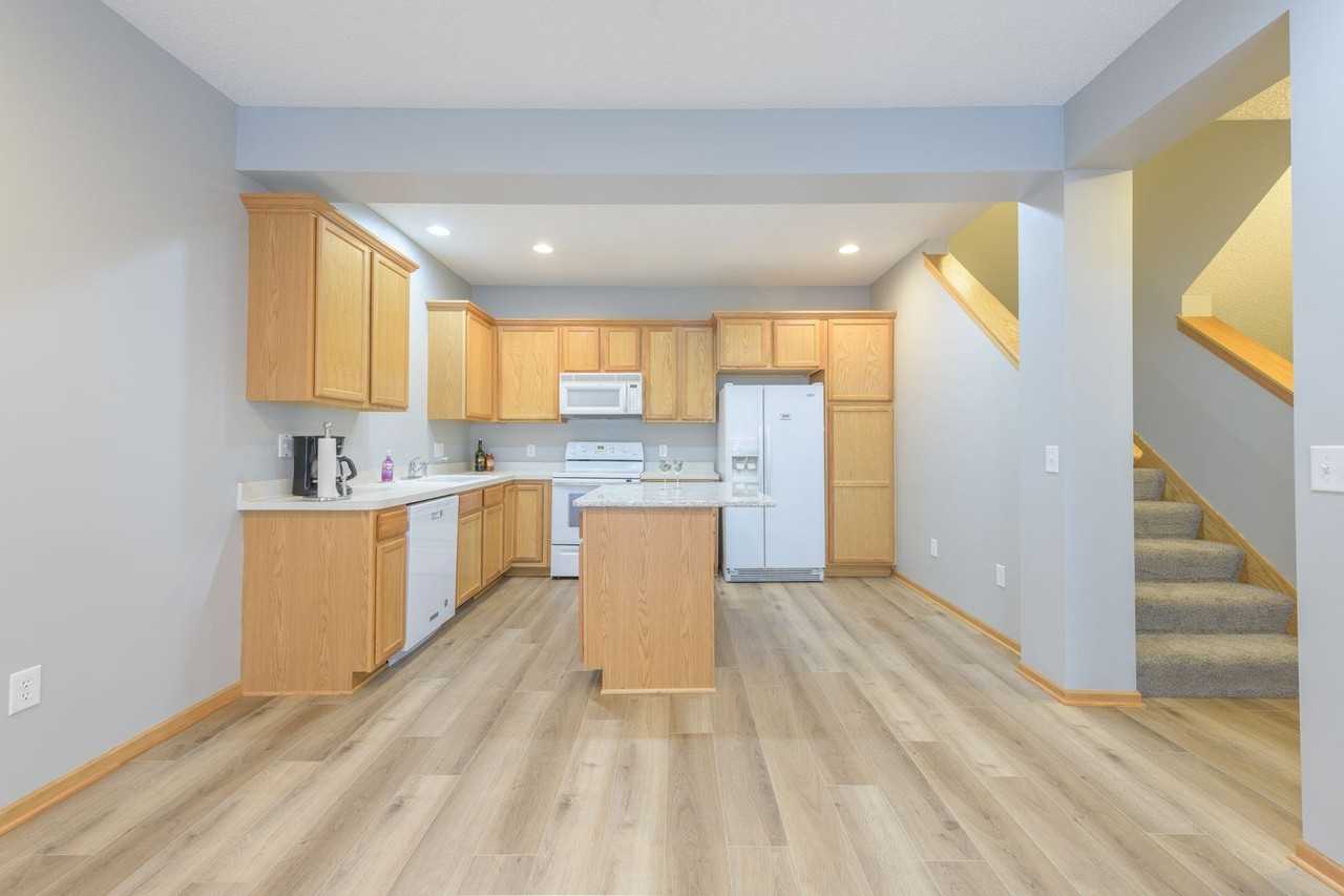 4332 Victor Path #6 - Photo 2 of 32