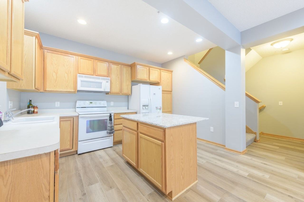 4332 Victor Path #6 - Photo 3 of 32
