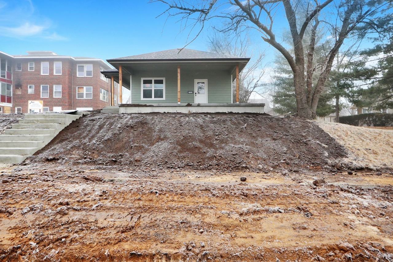 508 Spruce St. - Photo 2 of 2