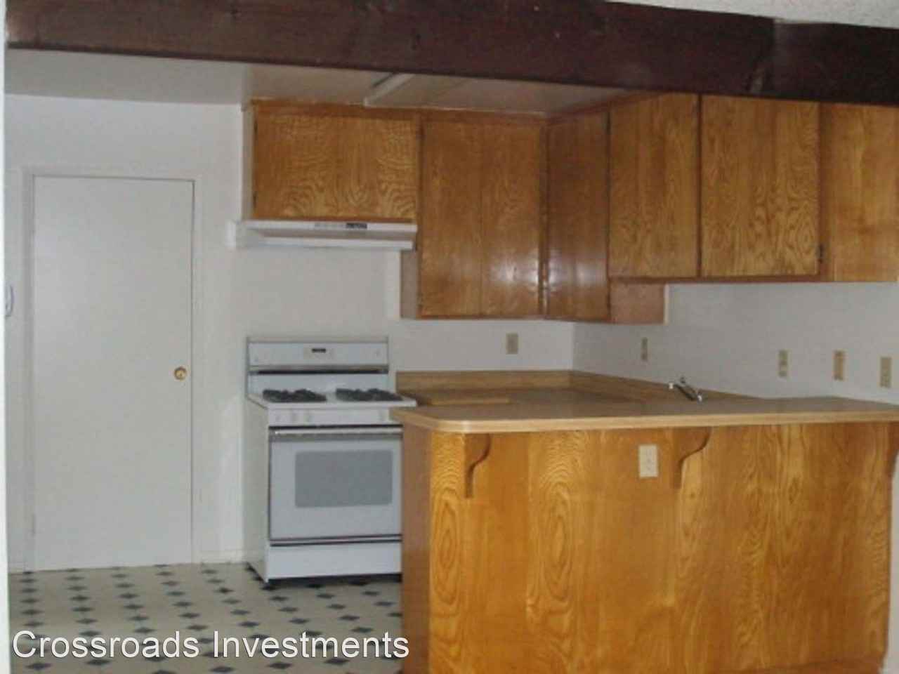 2 BEDROOM 1 BATH DOWNSTAIRS UNIT ON SILVERSTRAND BEACH - Photo 2 of 5
