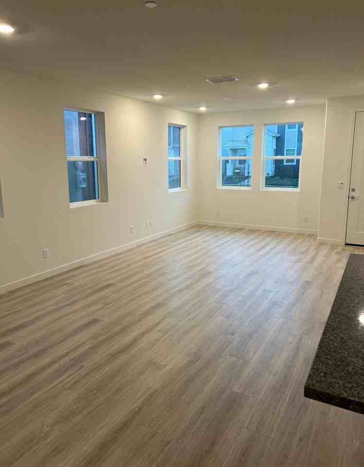 2952 Wheat Grass St - Photo 2 of 25