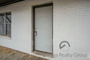 3328 Meridian St NE #112 - Photo 1 of 1