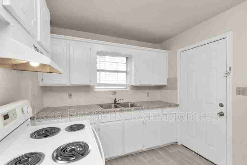 4679 Weaver Rd #9 - Photo 4 of 13