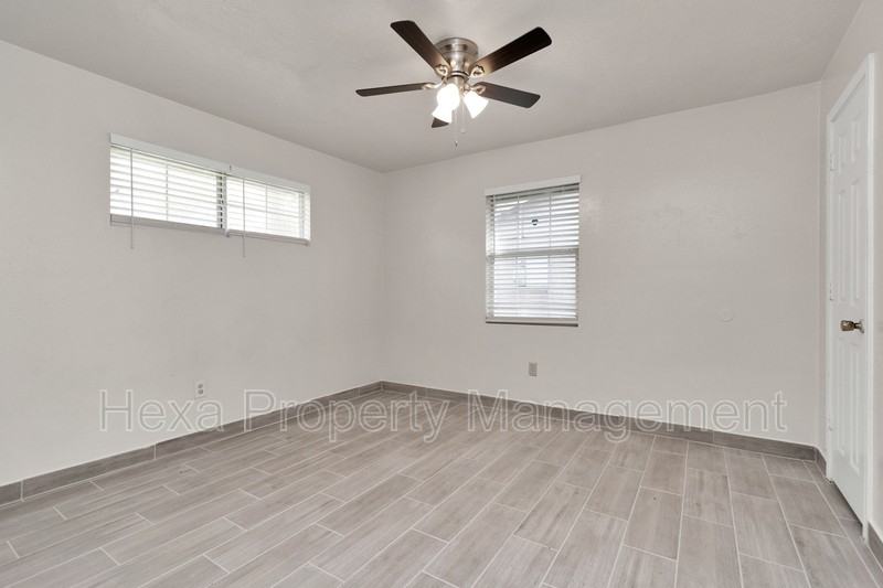 4679 Weaver Rd #9 - Photo 7 of 13