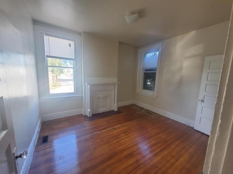 200 Minor St #A - Photo 3 of 5