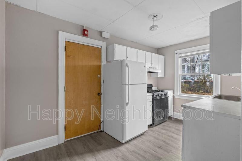 130 Bradley Avenueunit - Photo 7 of 20