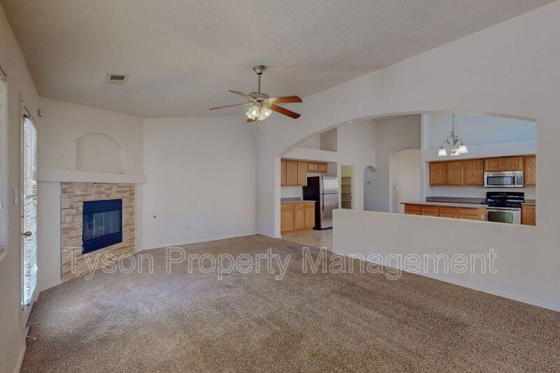 8028 Pony Hills Pl Nw - Photo 7 of 28