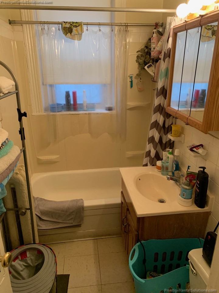 Gardner St #5 - Photo 7 of 11