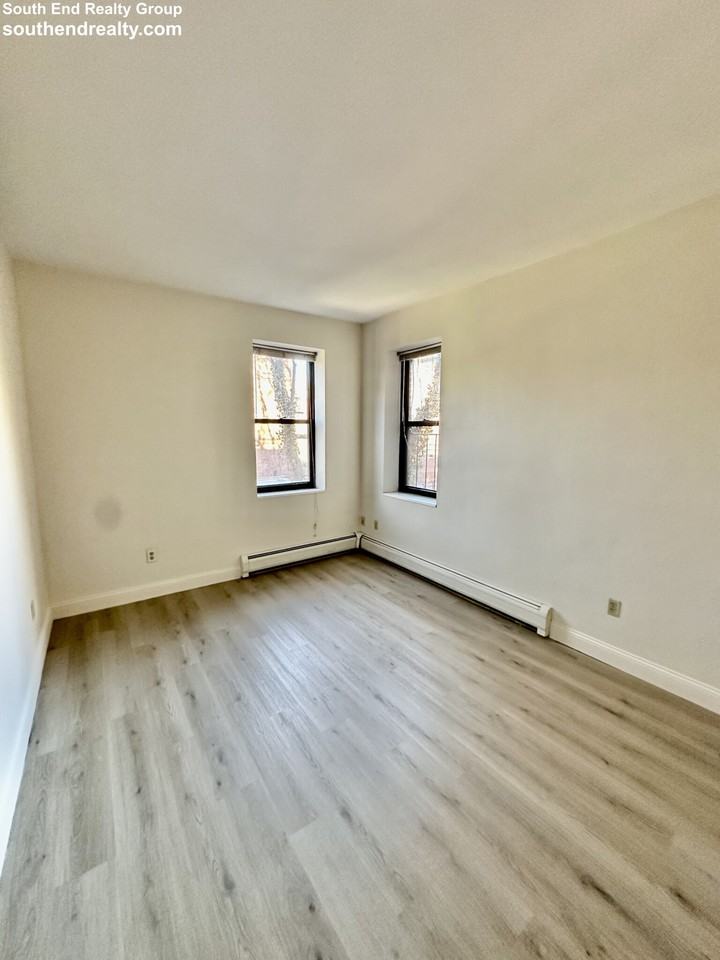 475 Shawmut Ave #2 - Photo 5 of 10