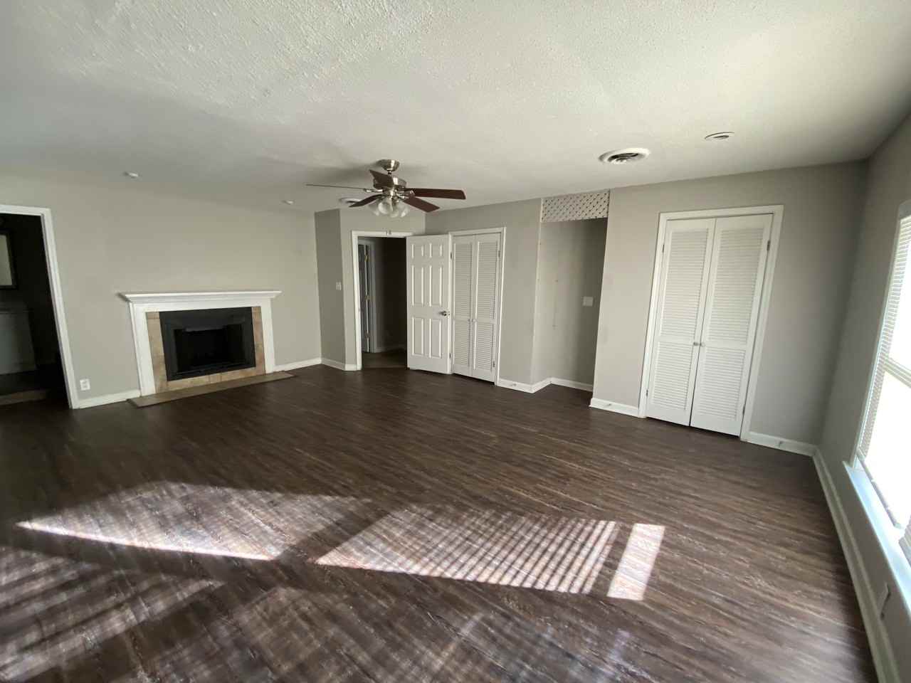 946 Mecklenburg Cv - Photo 3 of 19