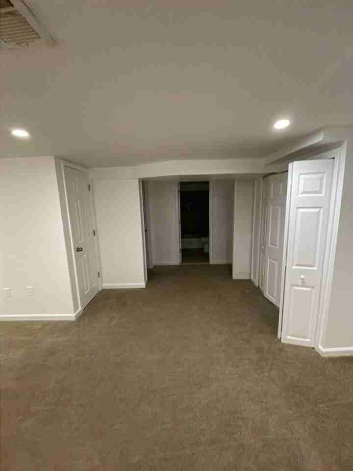 4812 Emo St - Photo 3 of 40