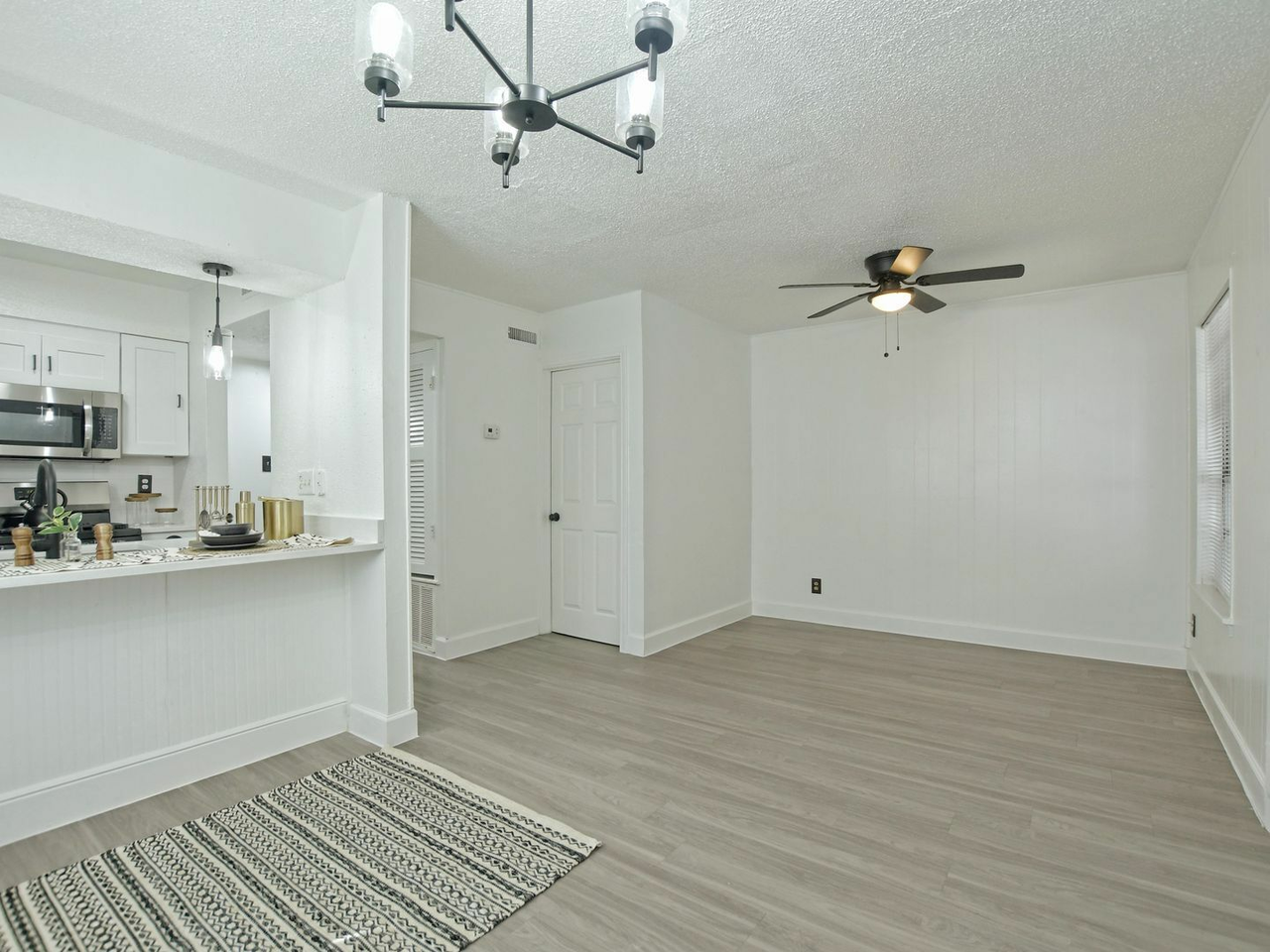 Anderson Flats - Photo 6 of 29