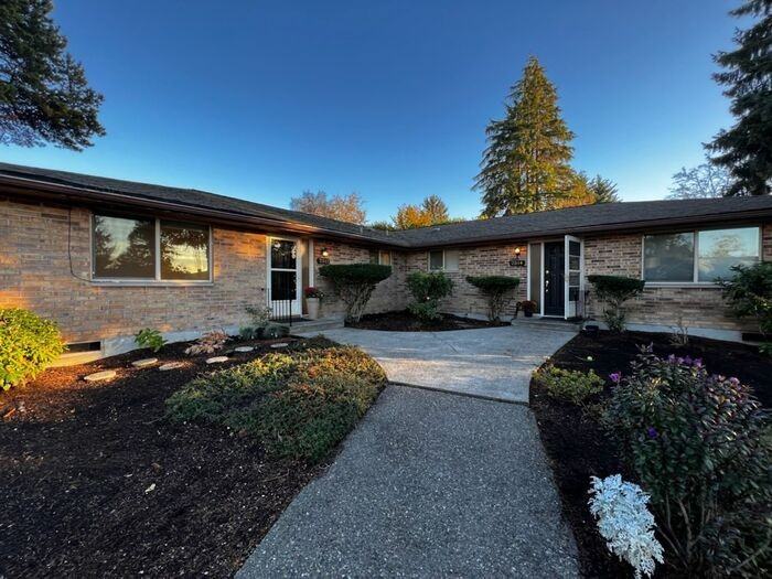 2512 Sunset Dr W 2512, University Place, WA 98466 2 Bedroom Apartment