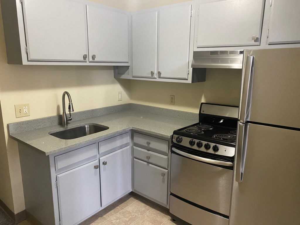 11 Monroe Street #11C - Photo 3 of 4