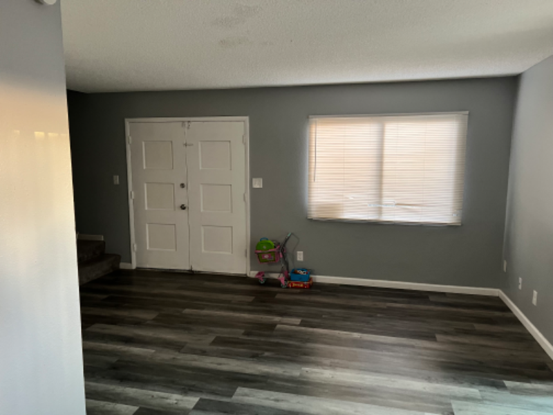 4261 N 67th Ln - Photo 2 of 8