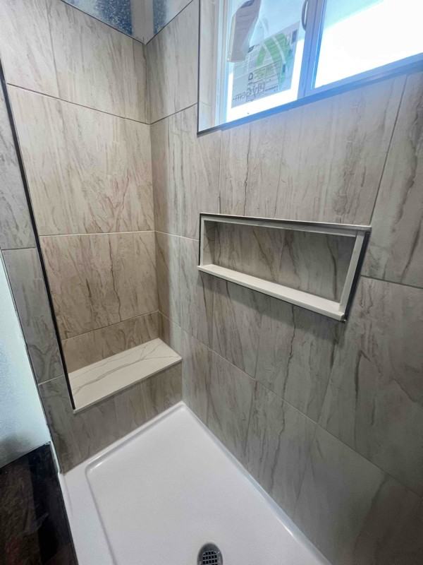 111 Walnut St - Photo 2 of 7