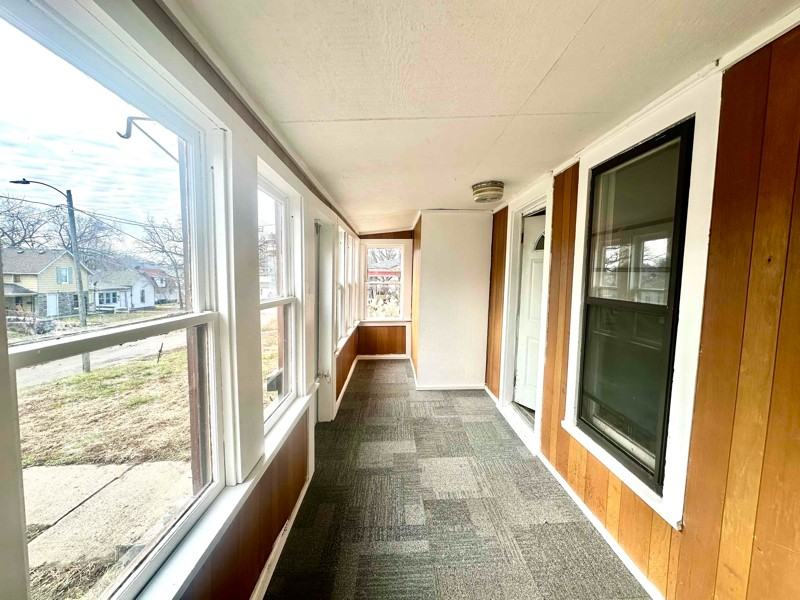 1309 Ascension St - Photo 2 of 14