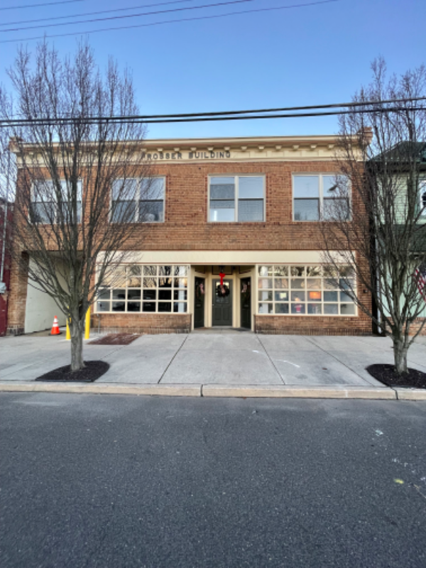 109 W Jersey Ave - Photo 3 of 20