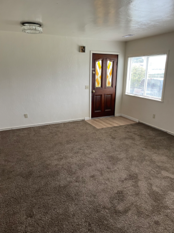 1072 A St - Photo 2 of 21