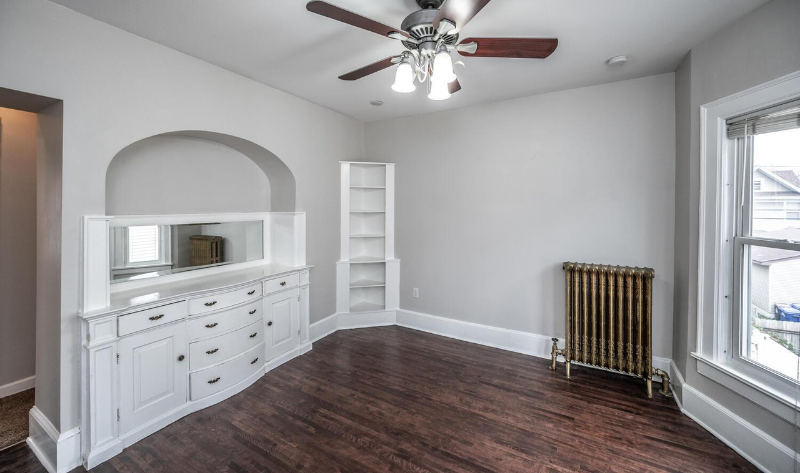 979 Marshall Ave #B - Photo 7 of 14