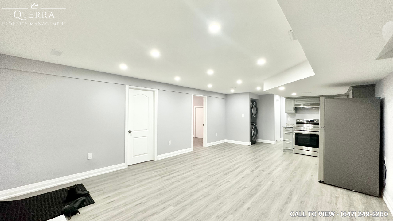 2-155 Ronald Hooper Ave, Bowmanville, ON - Photo 3 of 11