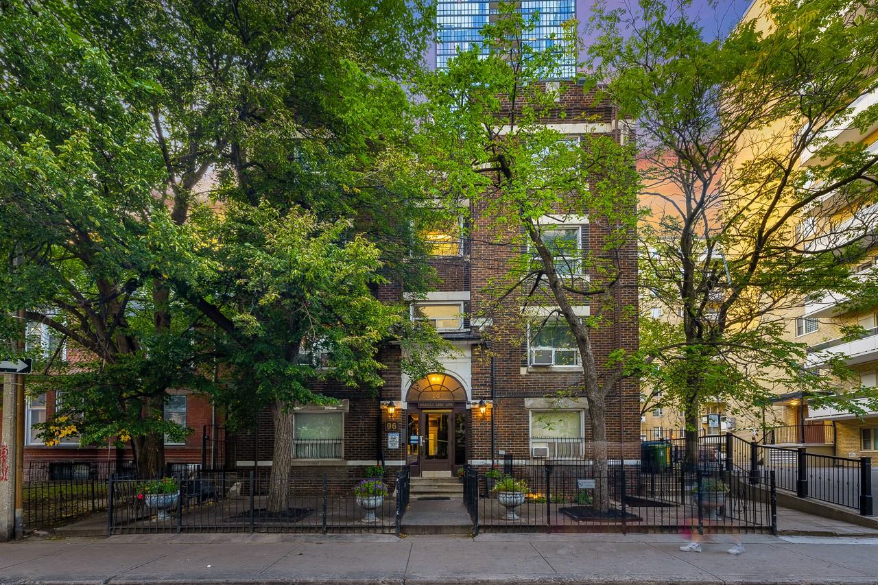 Isabella Arms 96 Isabella St, Toronto, ON M4Y 1N4 Apartment for