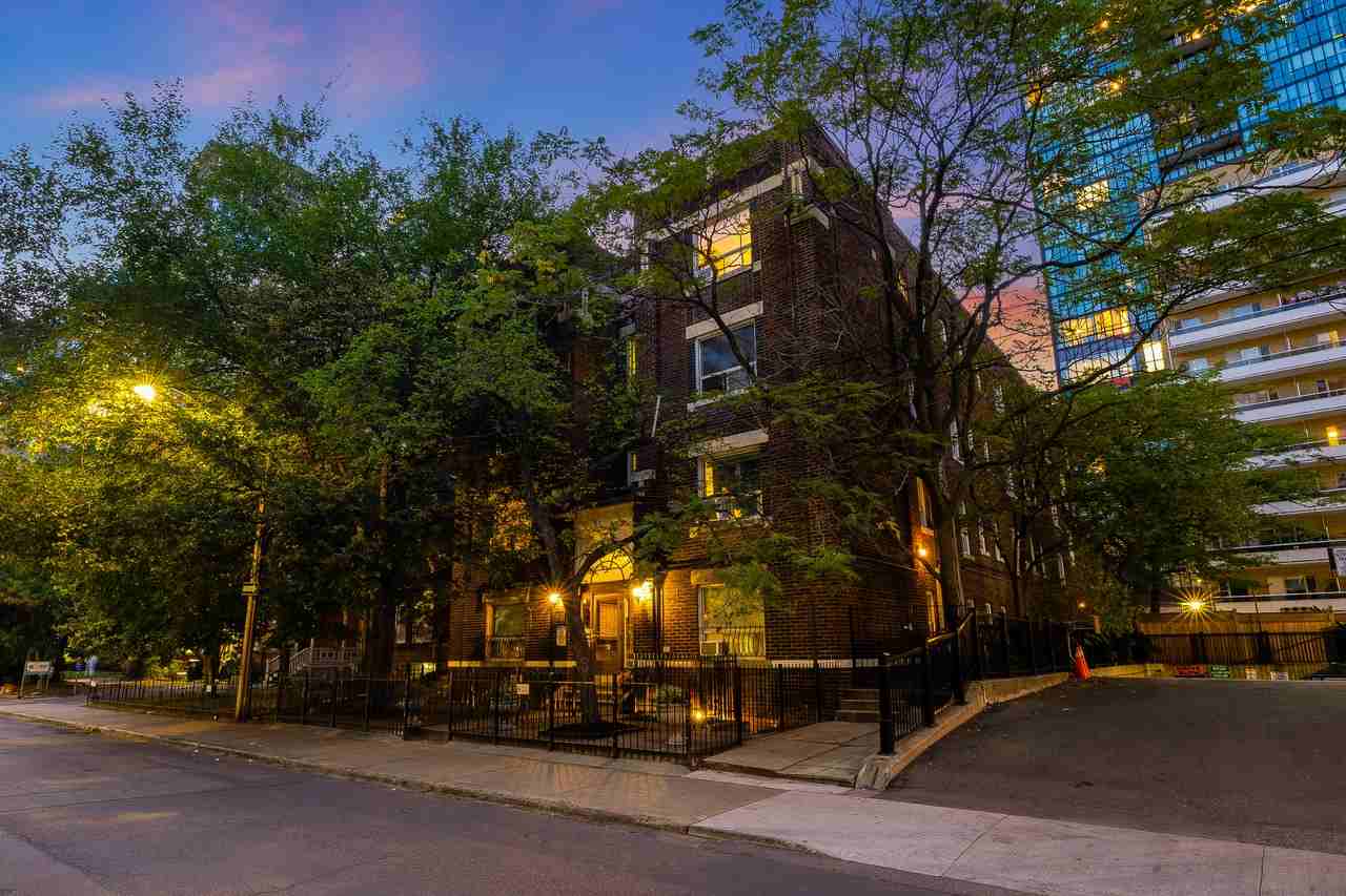 Isabella Arms - Photo 3 of 7