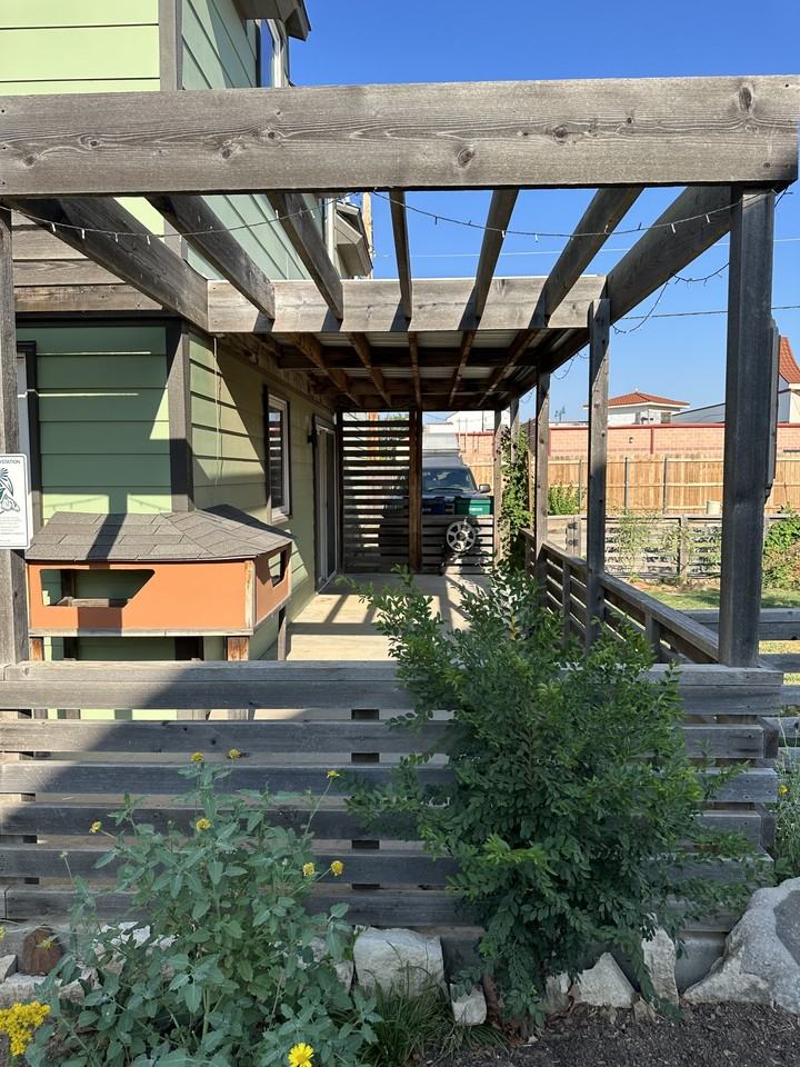 1417 Northwest 29th Street - Photo 2 of 20