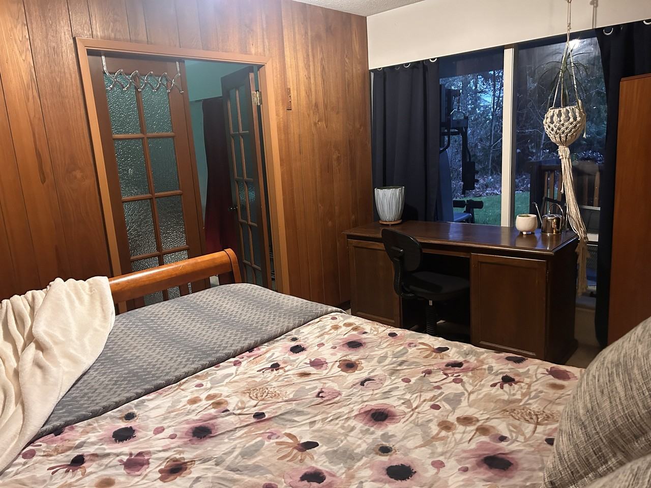 520 Keith Road - Photo 3 of 12