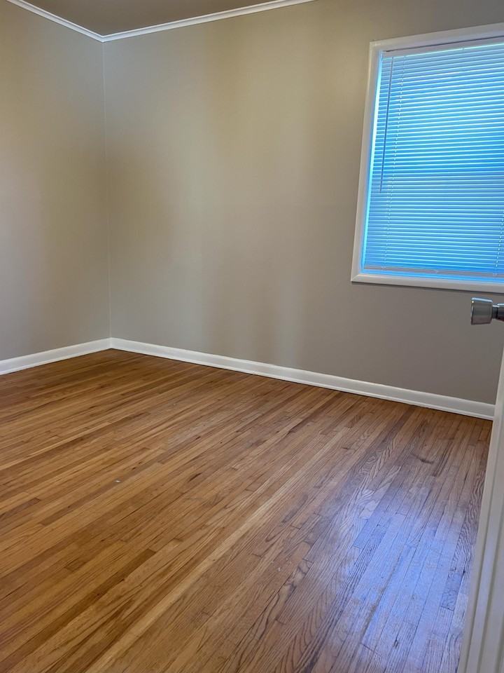 5765 E 27th St #1 - Photo 3 of 14